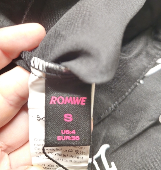 Street Life Butterfly & Letter Graphic Wide Leg Pants Small U.S. 4 womens - Picture 9 of 10